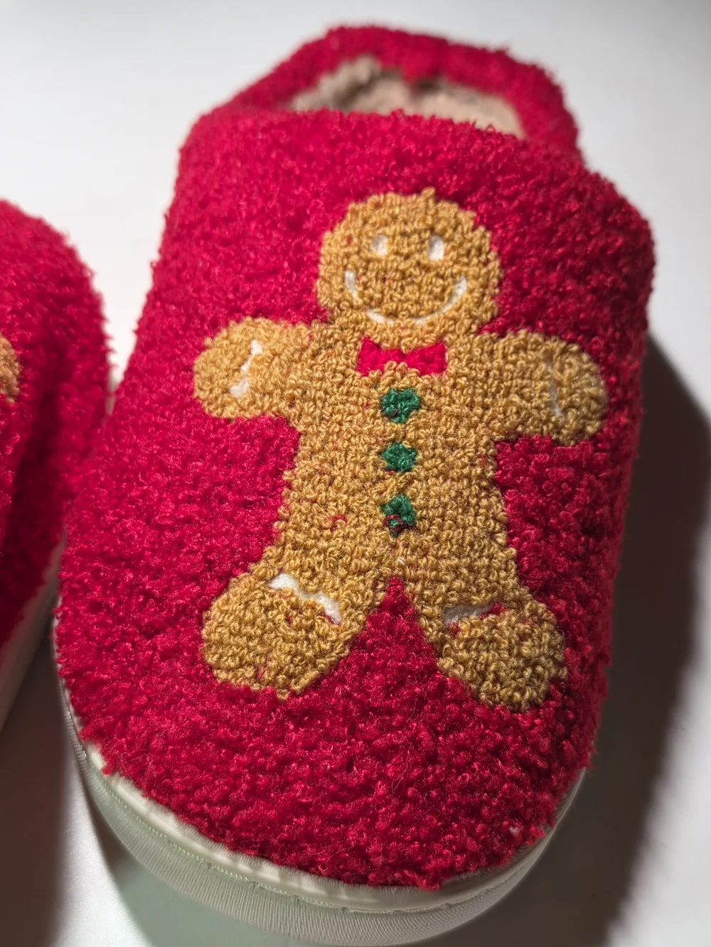 Kids Red Gingerbread Slippers - Cozy Holiday Slip-Ons